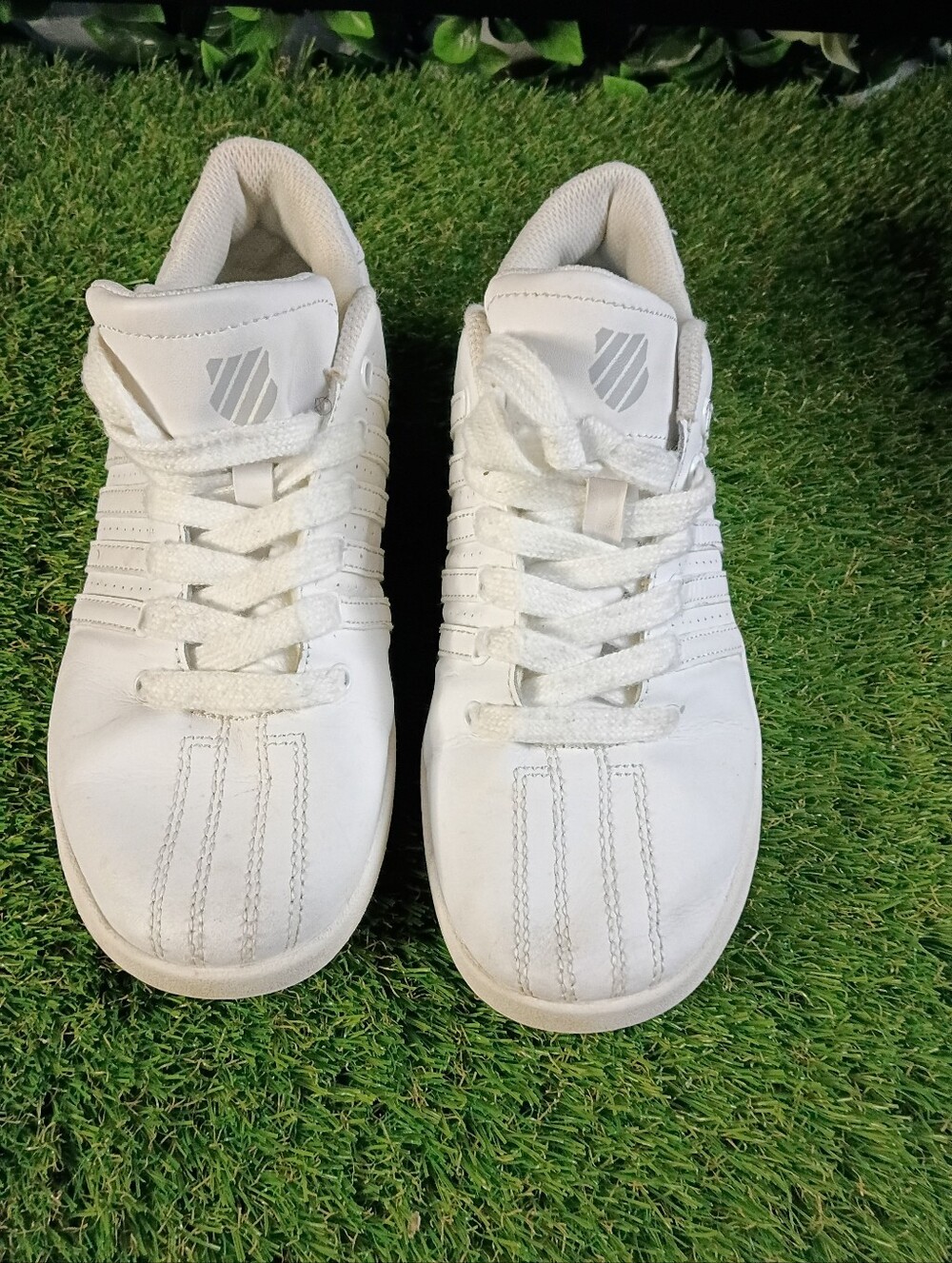 K-Swiss White Low-Top Athletic Sneakers